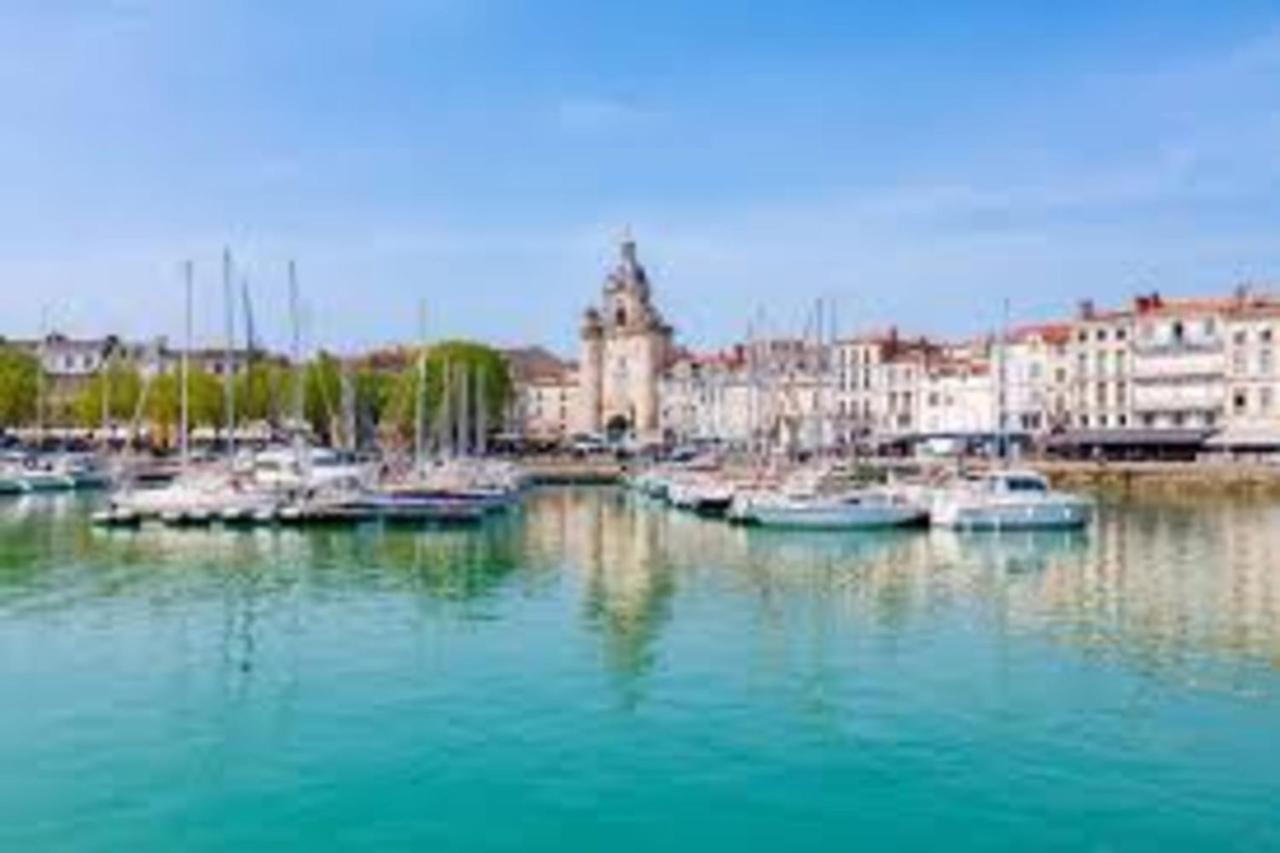 Bright Apartment With Terrace In La Rochelle La Rochelle  Exteriör bild